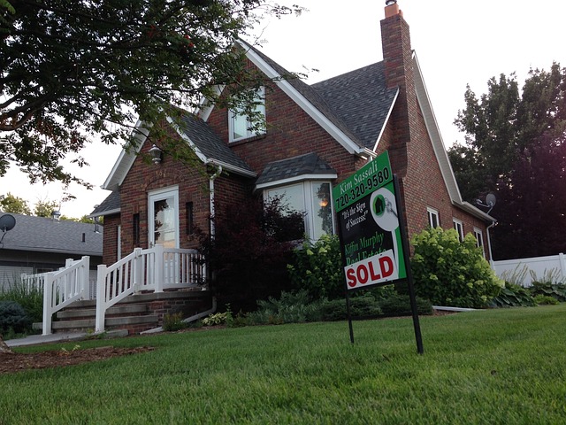 Should You Really Buy a House Right Now? Here’s the Brutal Truth